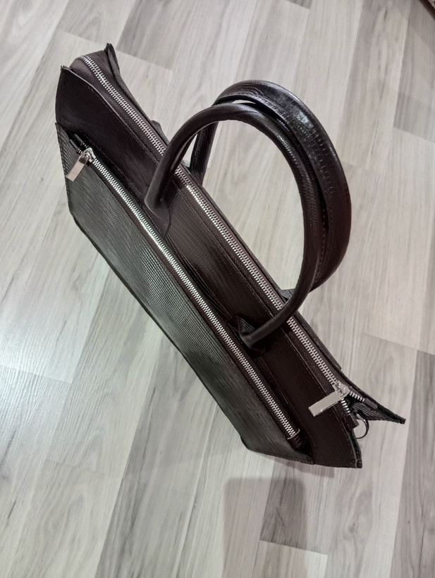کیف اداری دسته دار اسپرت قهوه ای سوخته طرح لیزارد